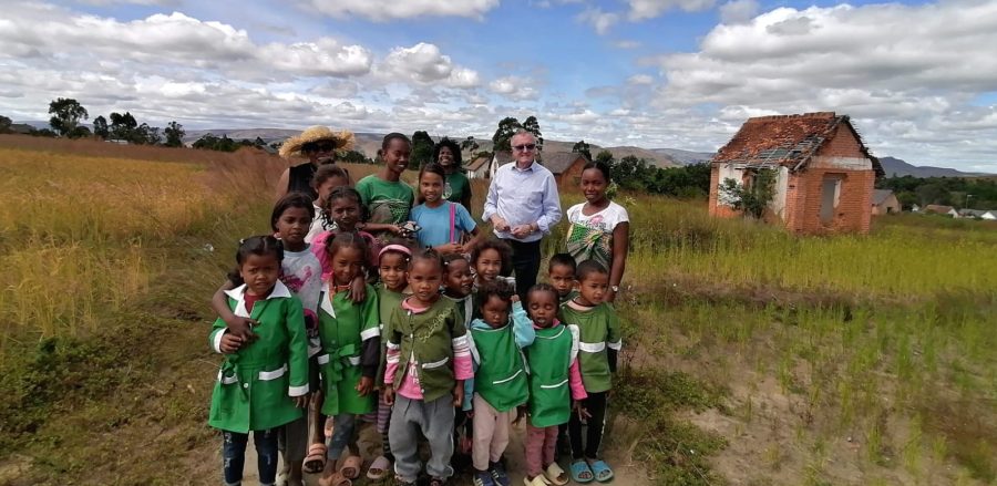 Engagement sociétal | Soutien à la construction de salles de classe à Ankazobe